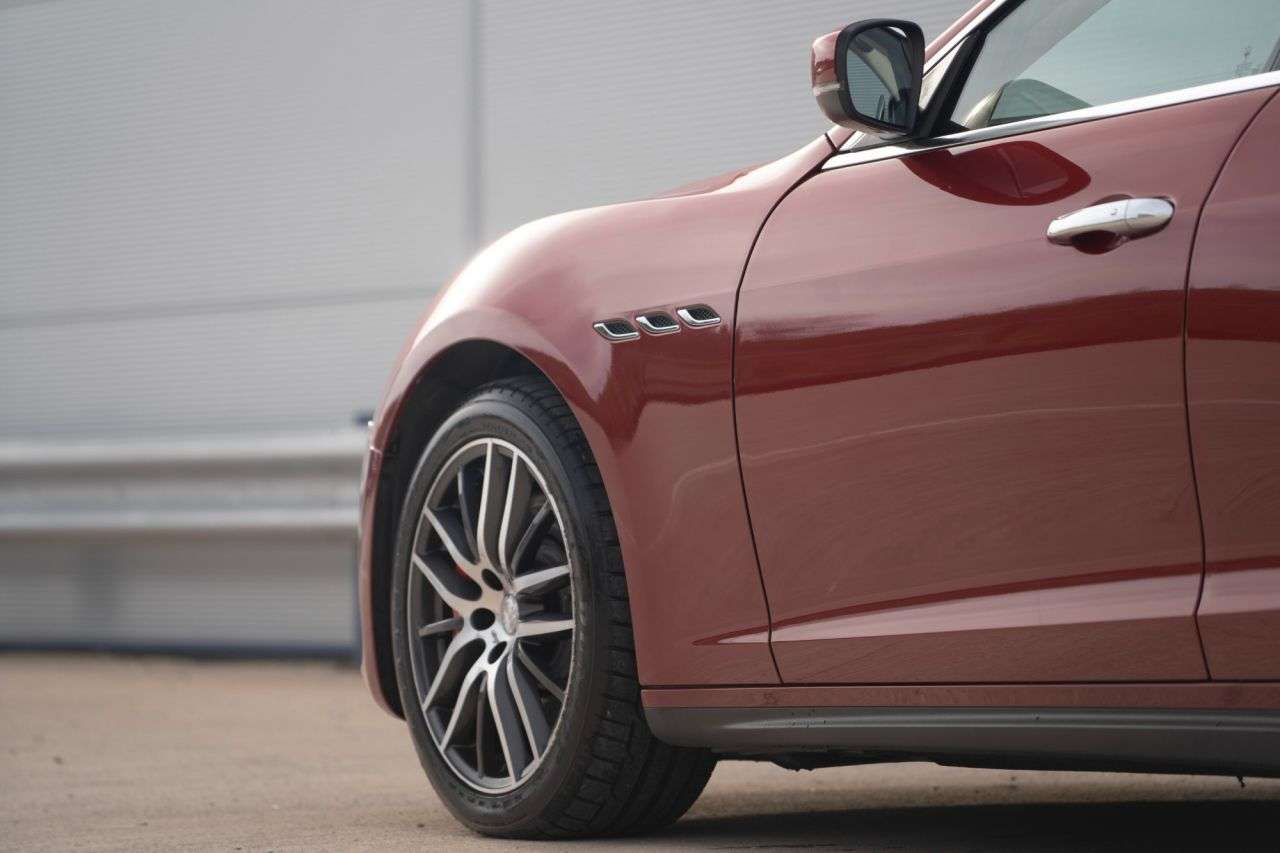 2016 MASERATI GHIBLI 2016 MASERATI GHIBLI