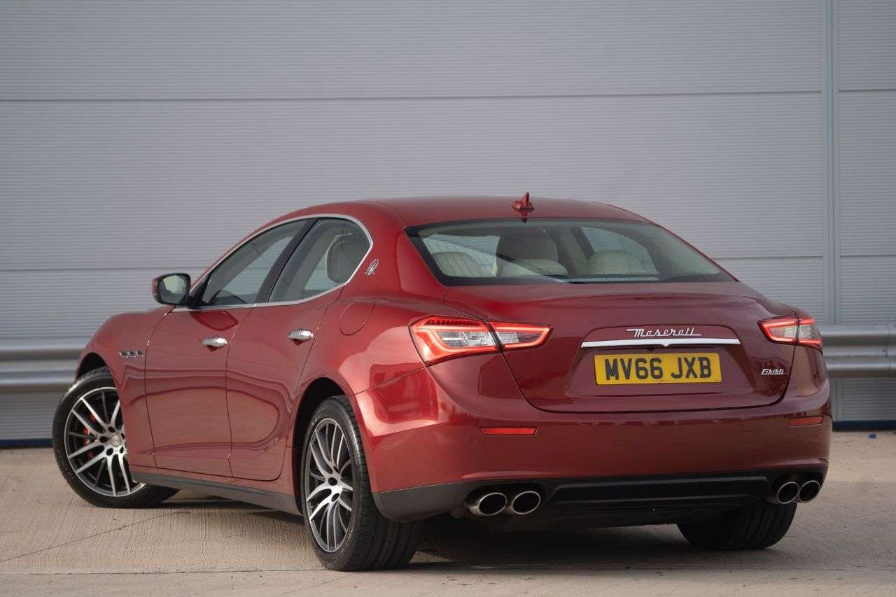 2016 MASERATI GHIBLI 2016 MASERATI GHIBLI