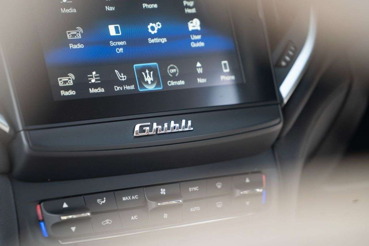 2016 MASERATI GHIBLI 2016 MASERATI GHIBLI