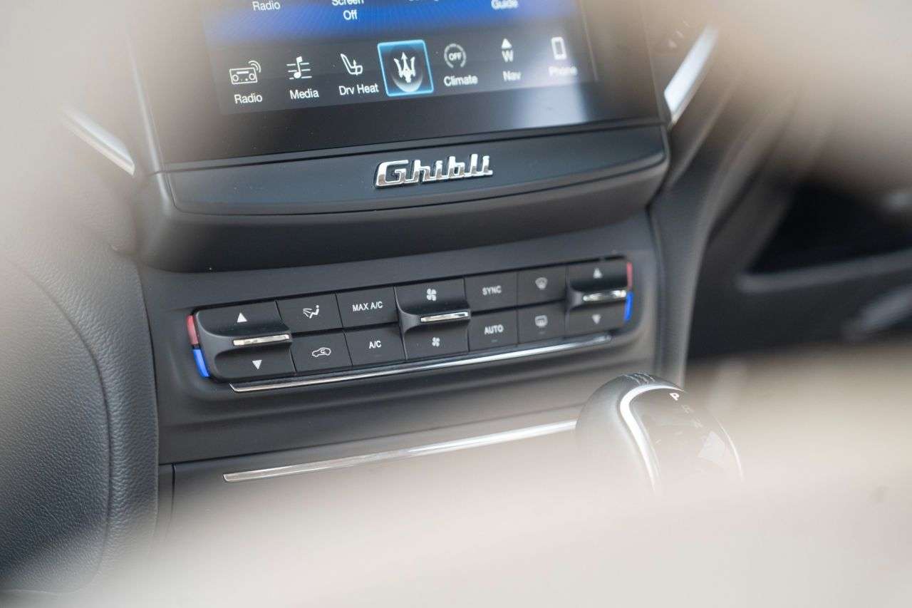 2016 MASERATI GHIBLI 2016 MASERATI GHIBLI