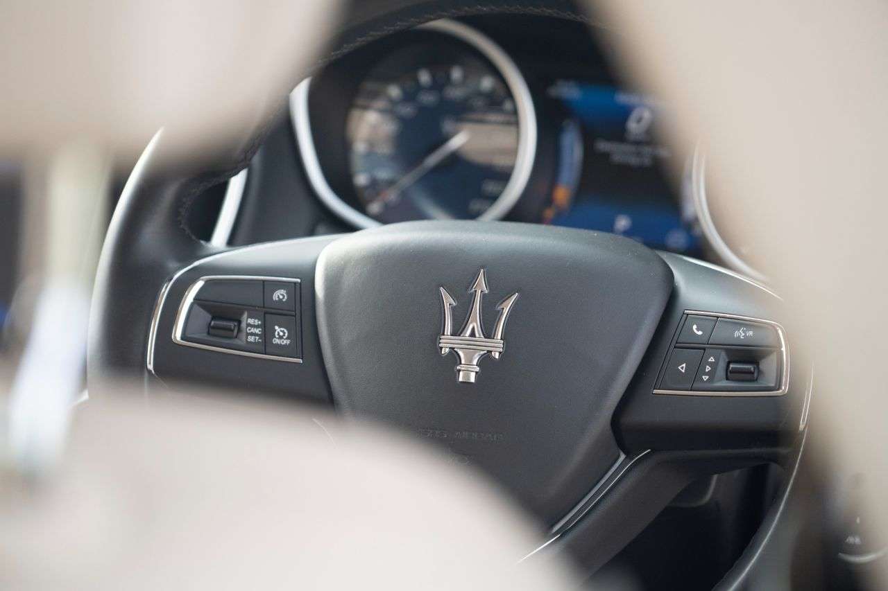 2016 MASERATI GHIBLI 2016 MASERATI GHIBLI