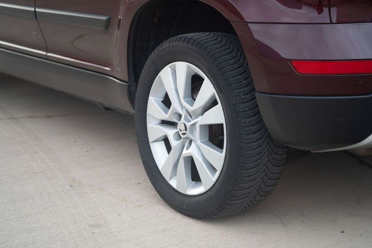 2015 SKODA YETI 2015 SKODA YETI