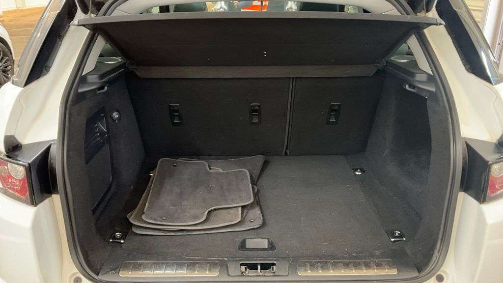 2014 LAND ROVER RANGE ROVER EVOQUE 2014 LAND ROVER RANGE ROVER EVOQUE