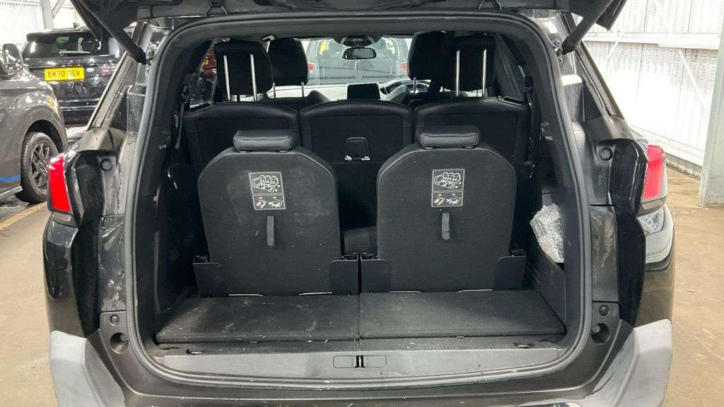 2018 PEUGEOT 5008 2018 PEUGEOT 5008