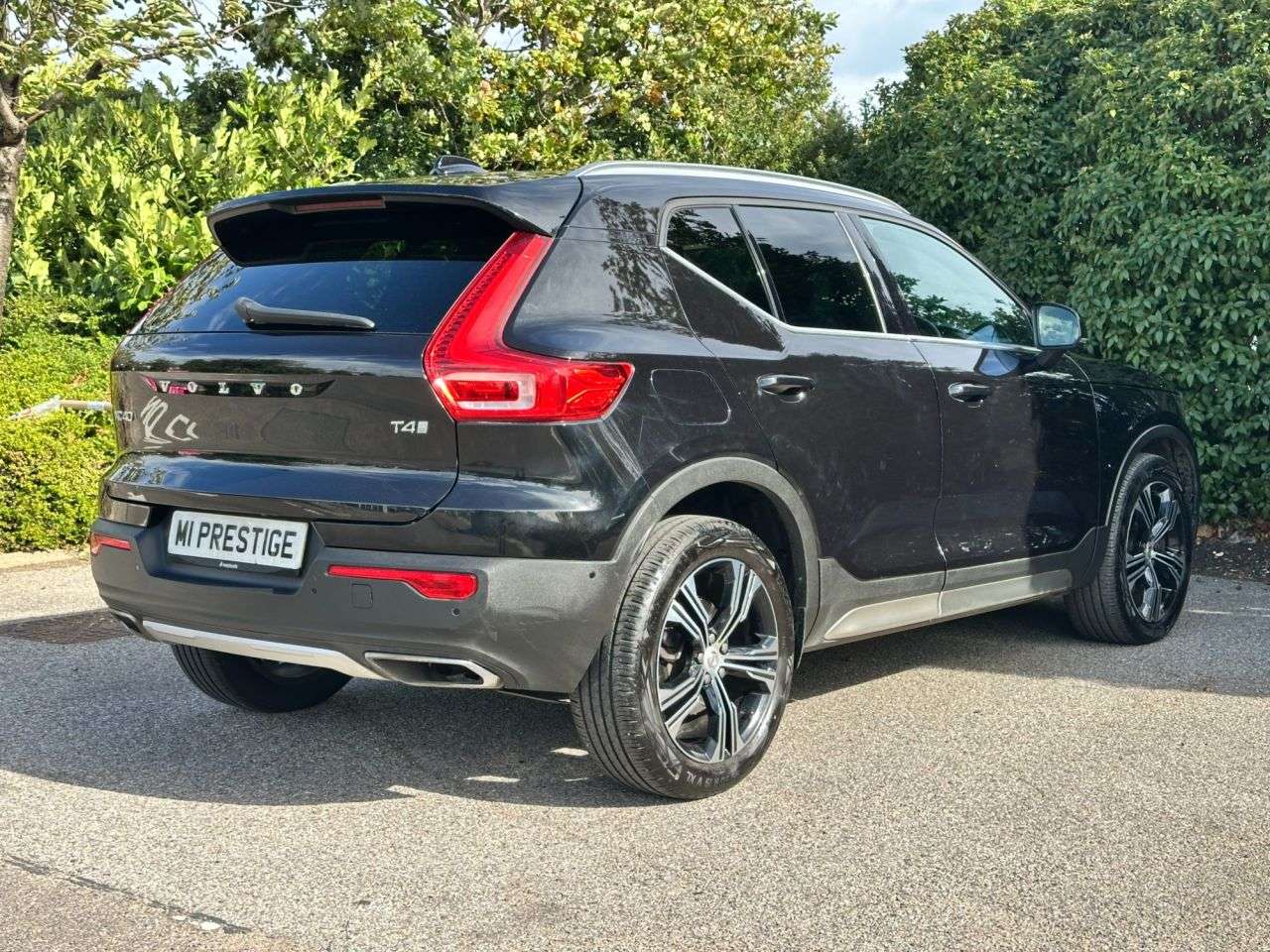 2019 VOLVO XC40 2019 VOLVO XC40