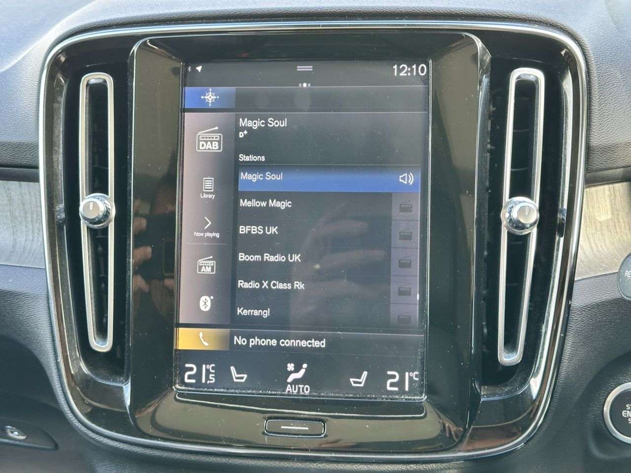 2019 VOLVO XC40 2019 VOLVO XC40