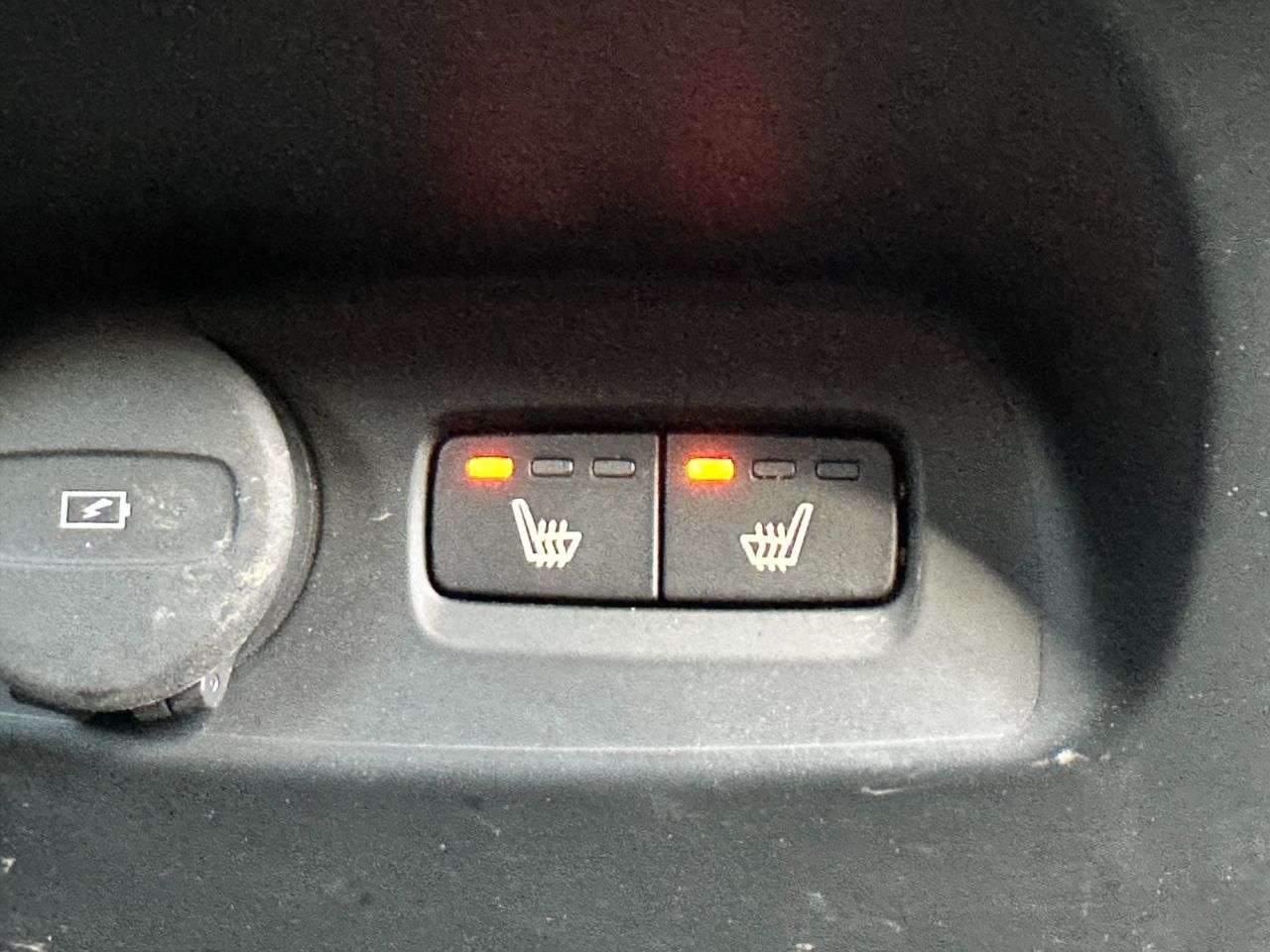 2019 VOLVO XC40 2019 VOLVO XC40