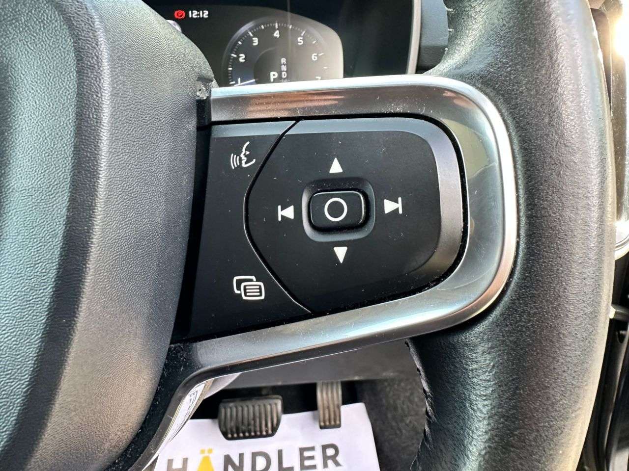 2019 VOLVO XC40 2019 VOLVO XC40