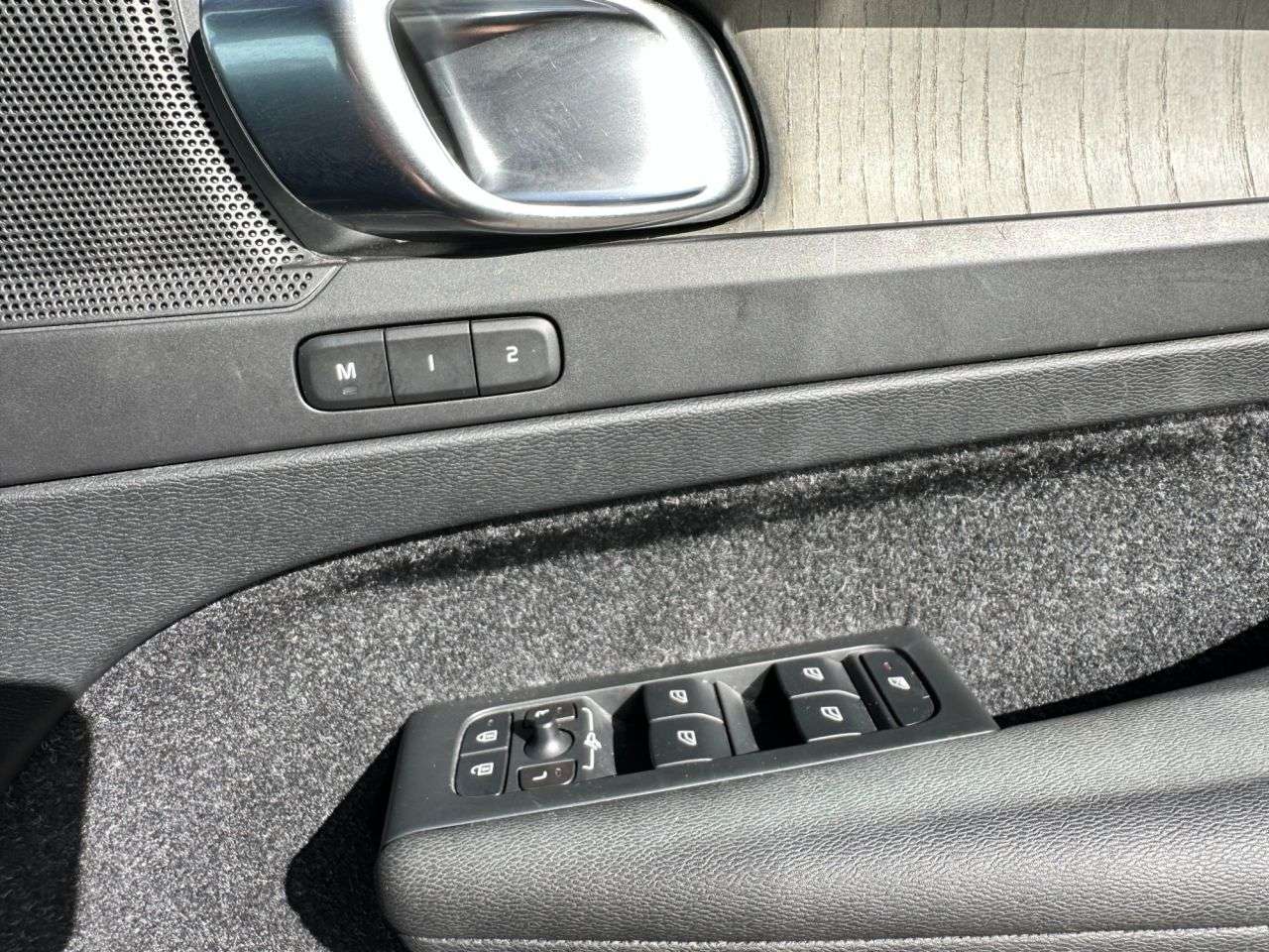 2019 VOLVO XC40 2019 VOLVO XC40