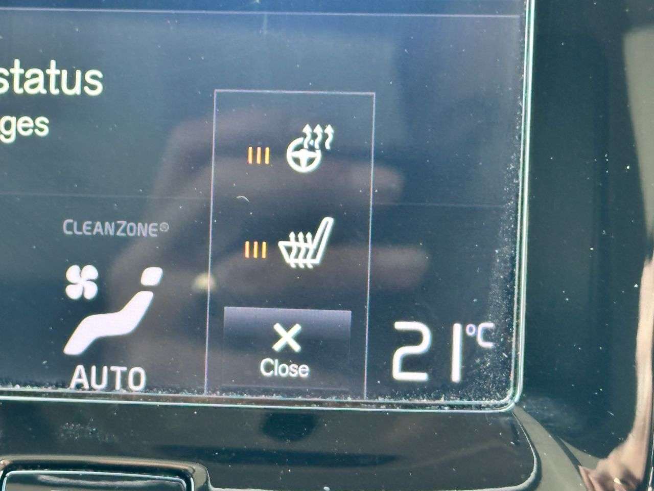 2019 VOLVO XC40 2019 VOLVO XC40