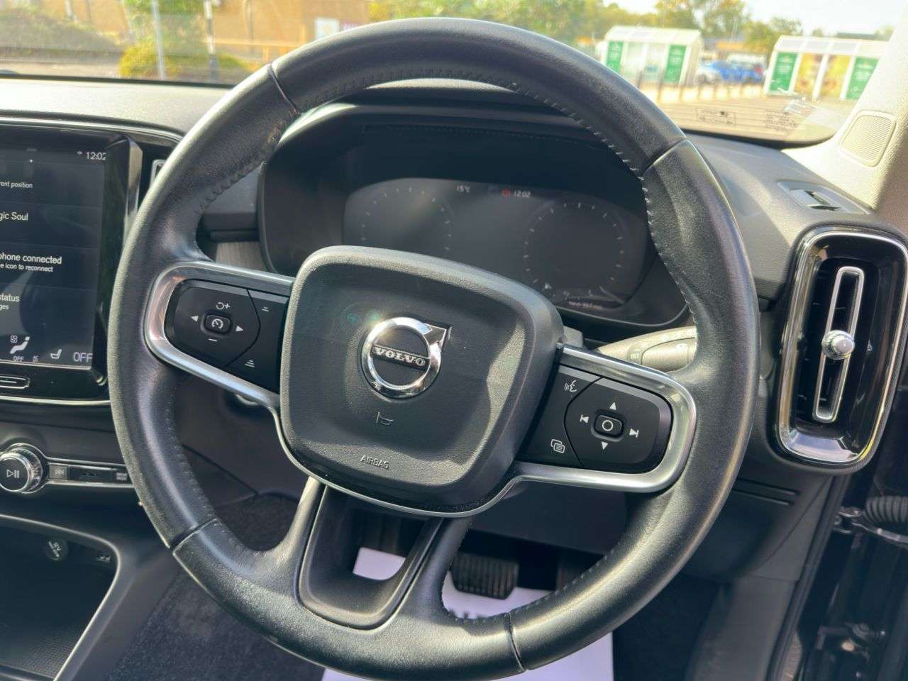 2019 VOLVO XC40 2019 VOLVO XC40