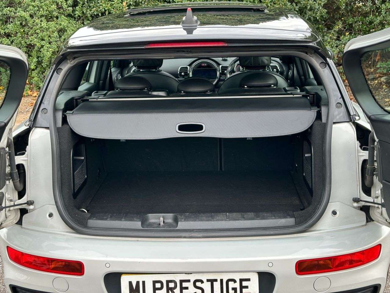 2017 MINI CLUBMAN 2017 MINI CLUBMAN