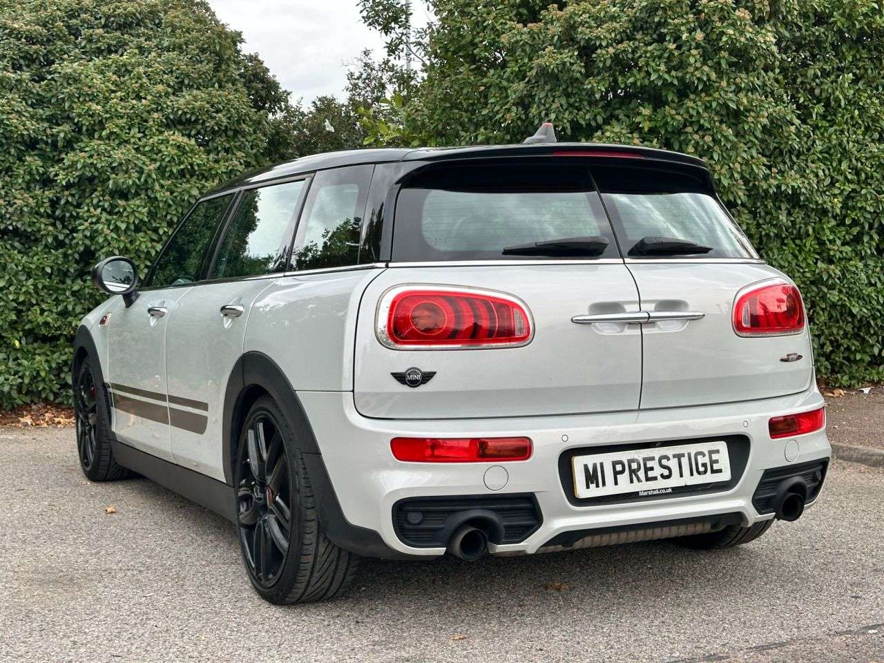 2017 MINI CLUBMAN 2017 MINI CLUBMAN