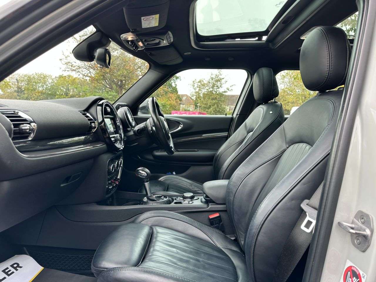 2017 MINI CLUBMAN 2017 MINI CLUBMAN