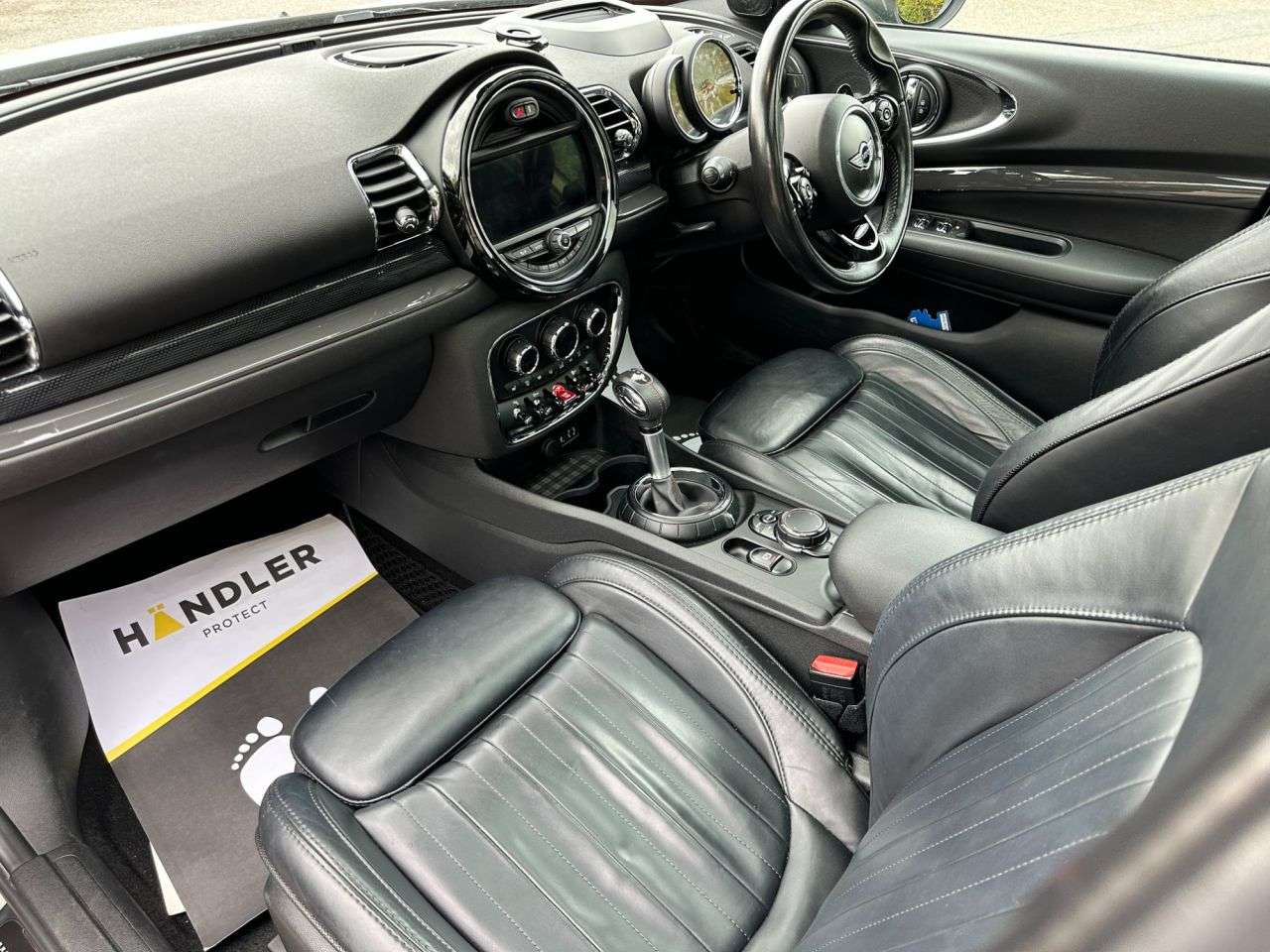 2017 MINI CLUBMAN 2017 MINI CLUBMAN