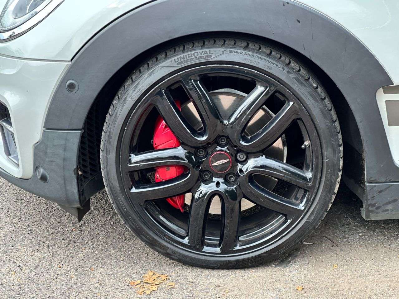 2017 MINI CLUBMAN 2017 MINI CLUBMAN