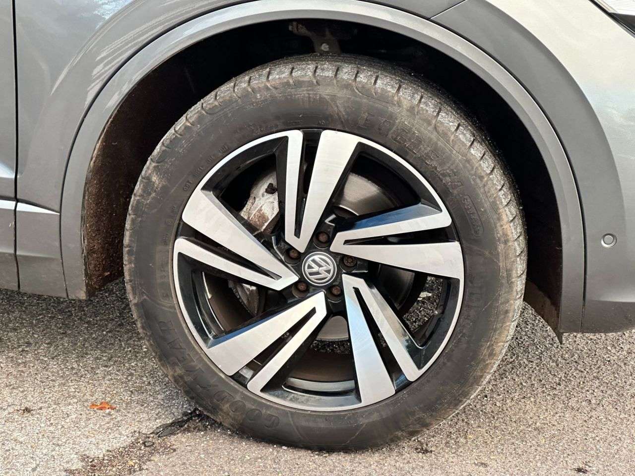 2020 VOLKSWAGEN TOUAREG 2020 VOLKSWAGEN TOUAREG