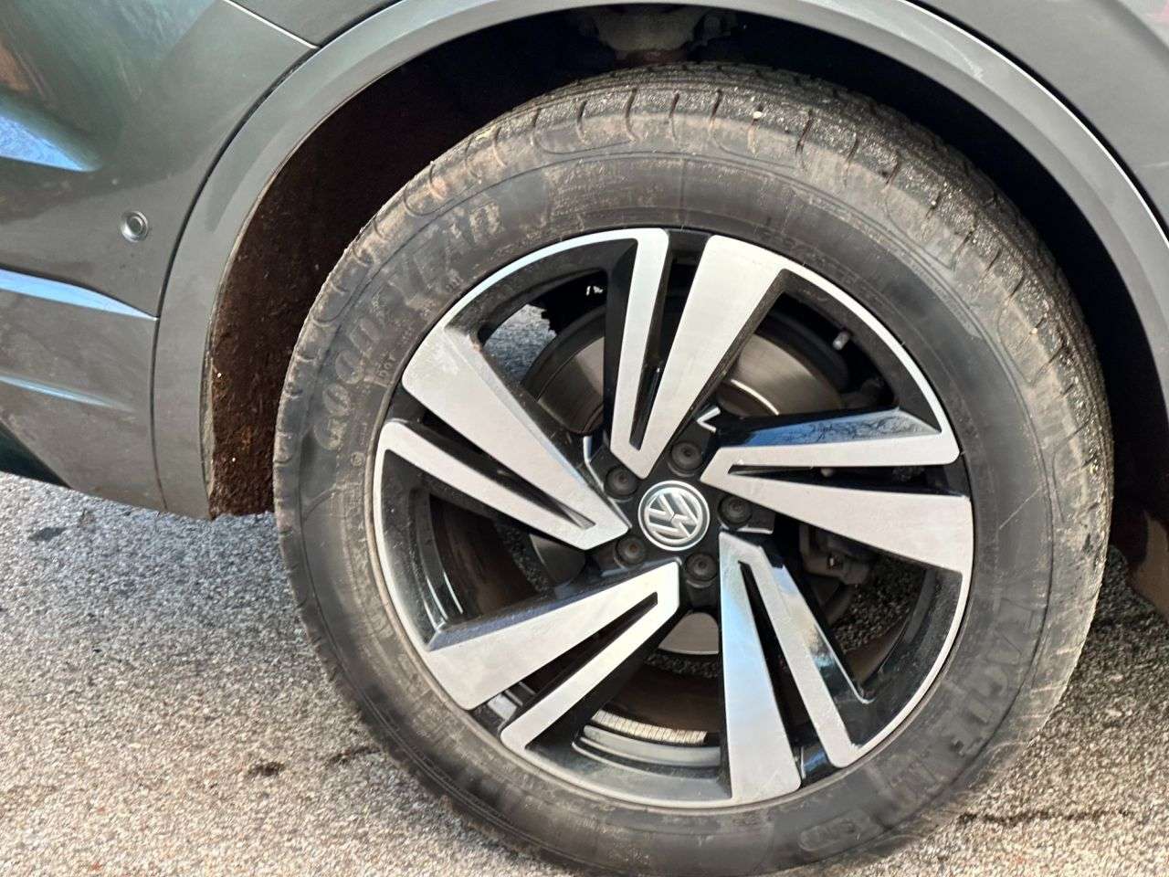 2020 VOLKSWAGEN TOUAREG 2020 VOLKSWAGEN TOUAREG