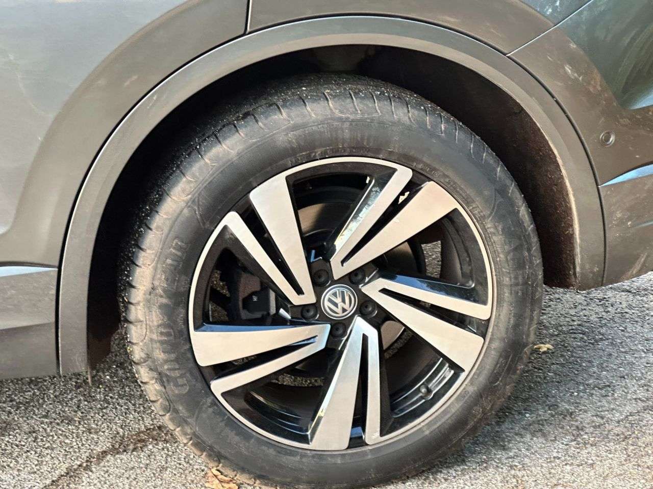 2020 VOLKSWAGEN TOUAREG 2020 VOLKSWAGEN TOUAREG