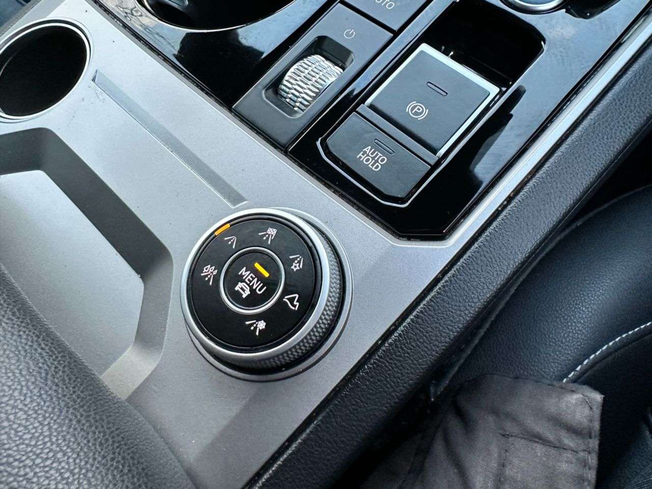 2020 VOLKSWAGEN TOUAREG 2020 VOLKSWAGEN TOUAREG