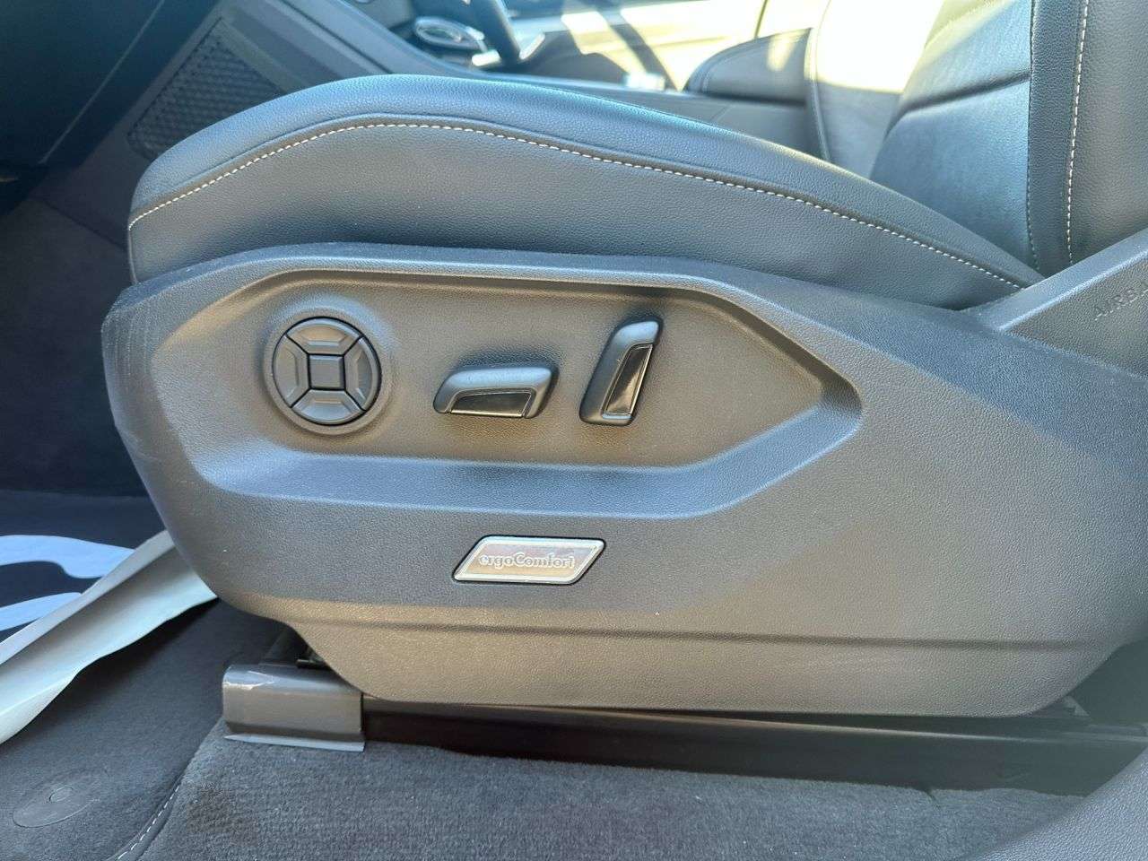 2020 VOLKSWAGEN TOUAREG 2020 VOLKSWAGEN TOUAREG