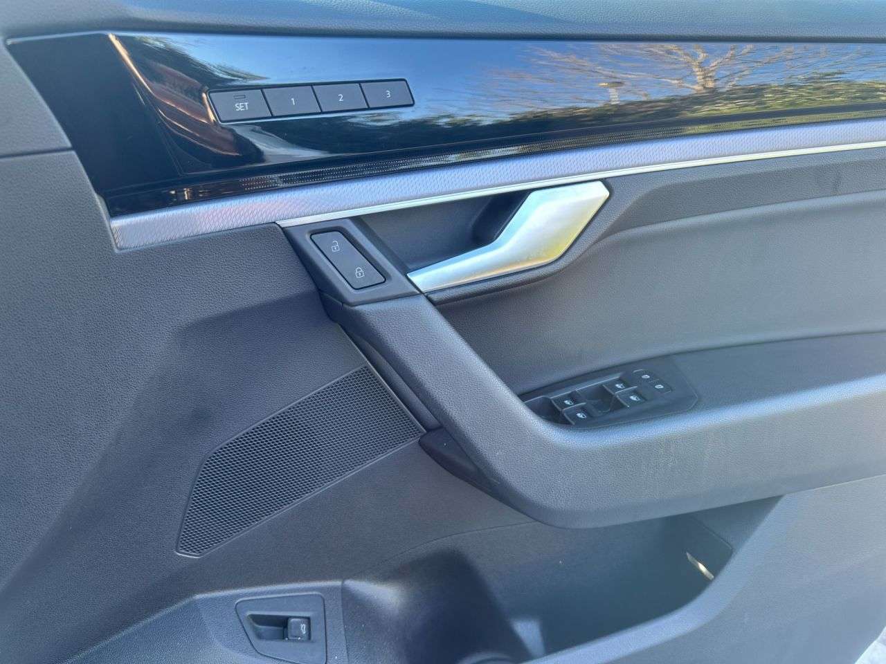 2020 VOLKSWAGEN TOUAREG 2020 VOLKSWAGEN TOUAREG