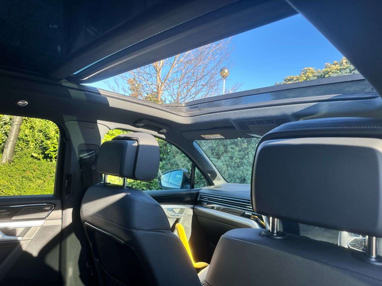 A 2020 VOLKSWAGEN TOUAREG 3.0 TDI V6 Black Edition SUV 5dr Diesel Tiptronic 4Motion Euro 6 (s/s) (286 A 2020 VOLKSWAGEN TOUAREG 3.0 TDI V6 Black Edition SUV 5dr Diesel Tiptronic 4Motion Euro 6 (s/s) (286