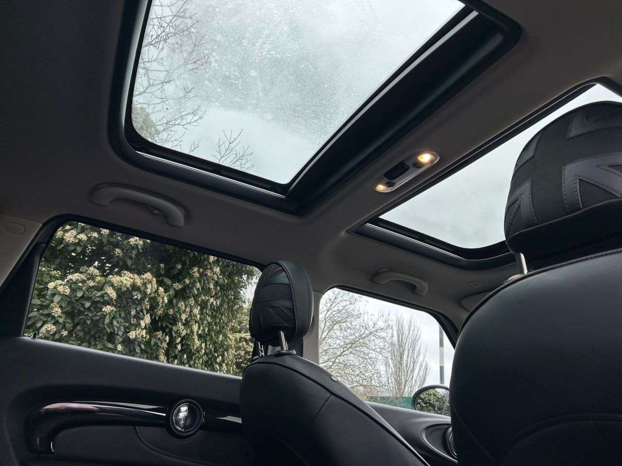 2018 MINI CLUBMAN 2018 MINI CLUBMAN