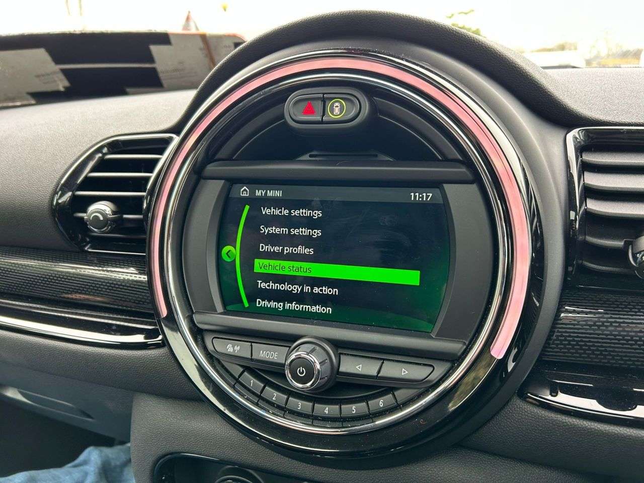 2018 MINI CLUBMAN 2018 MINI CLUBMAN