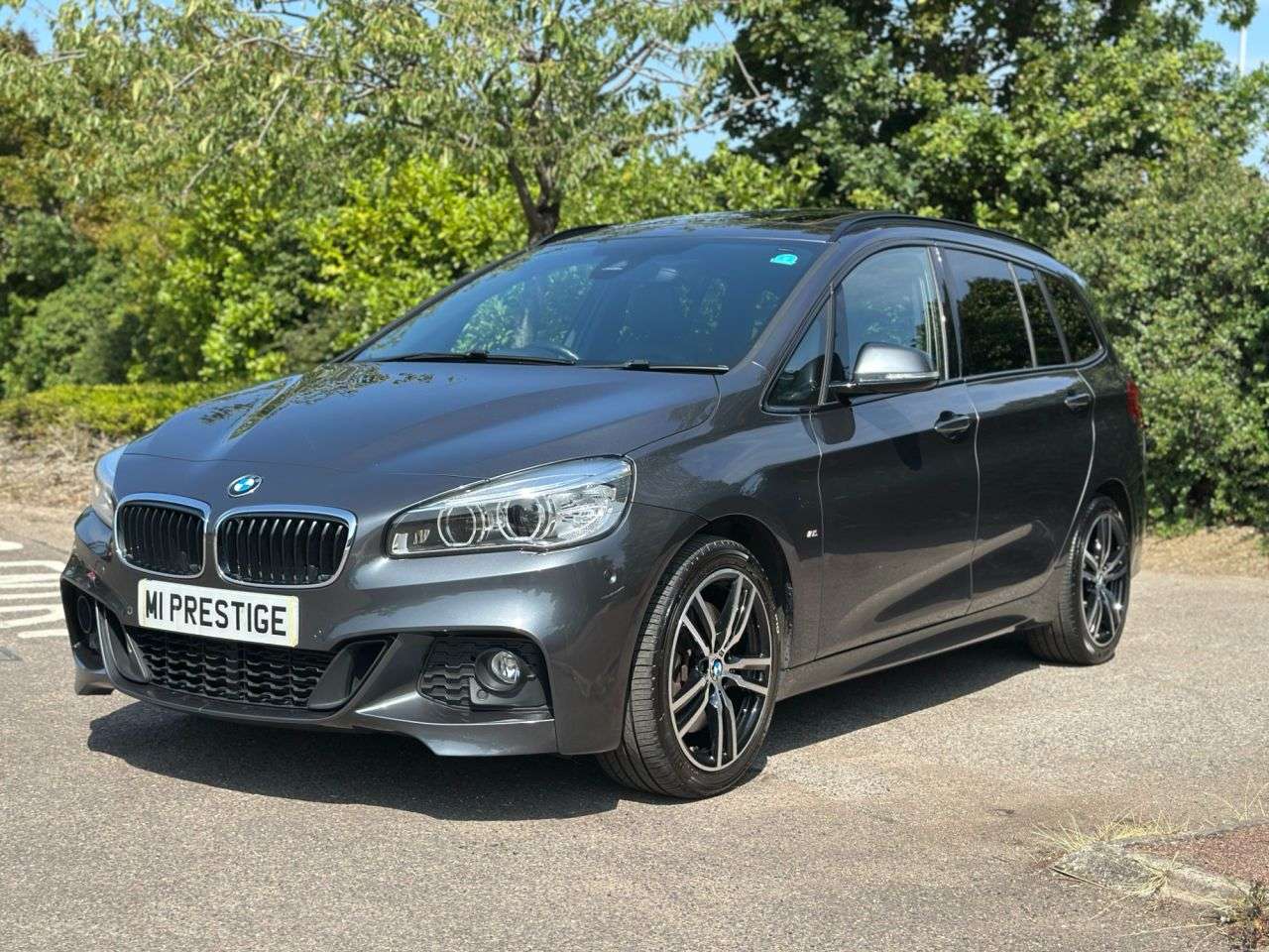A 2017 BMW 2 SERIES GRAN TOURER 2.0 220i M Sport MPV 5dr Petrol Auto Euro 6 (s/s) (192 ps) M SPORT PACK-18& A 2017 BMW 2 SERIES GRAN TOURER 2.0 220i M Sport MPV 5dr Petrol Auto Euro 6 (s/s) (192 ps) M SPORT PACK-18&
