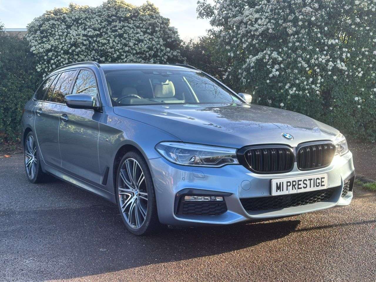 A 2018 BMW 5 SERIES 2.0 530i M Sport Touring 5dr Petrol Auto Euro 6 (s/s) (252 ps) M SPORT PLUS A 2018 BMW 5 SERIES 2.0 530i M Sport Touring 5dr Petrol Auto Euro 6 (s/s) (252 ps) M SPORT PLUS