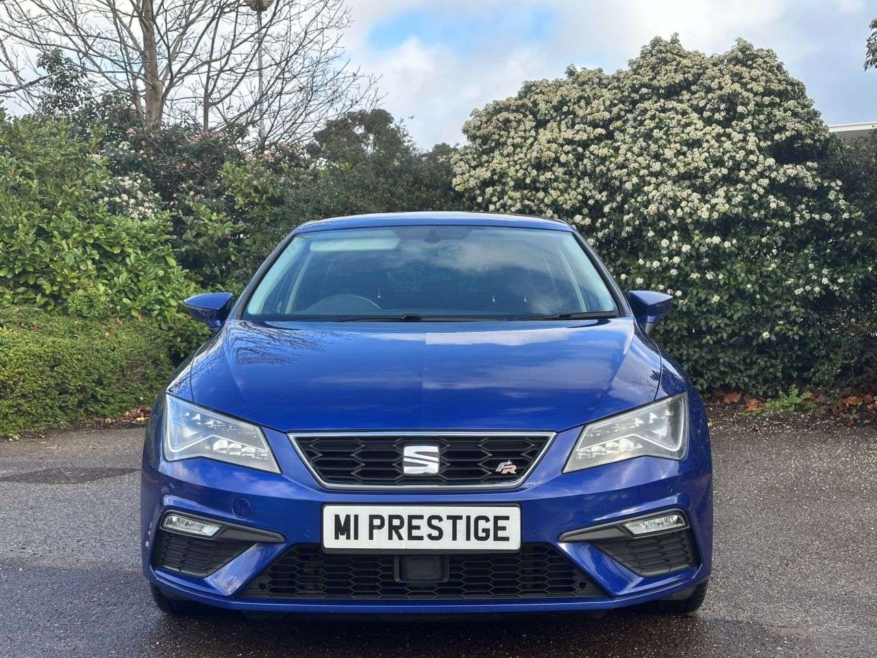 A 2019 SEAT LEON 2.0 TSI FR Hatchback 5dr Petrol DSG Euro 6 (s/s) (190 ps) C/CONTROL-SATNAV- A 2019 SEAT LEON 2.0 TSI FR Hatchback 5dr Petrol DSG Euro 6 (s/s) (190 ps) C/CONTROL-SATNAV-