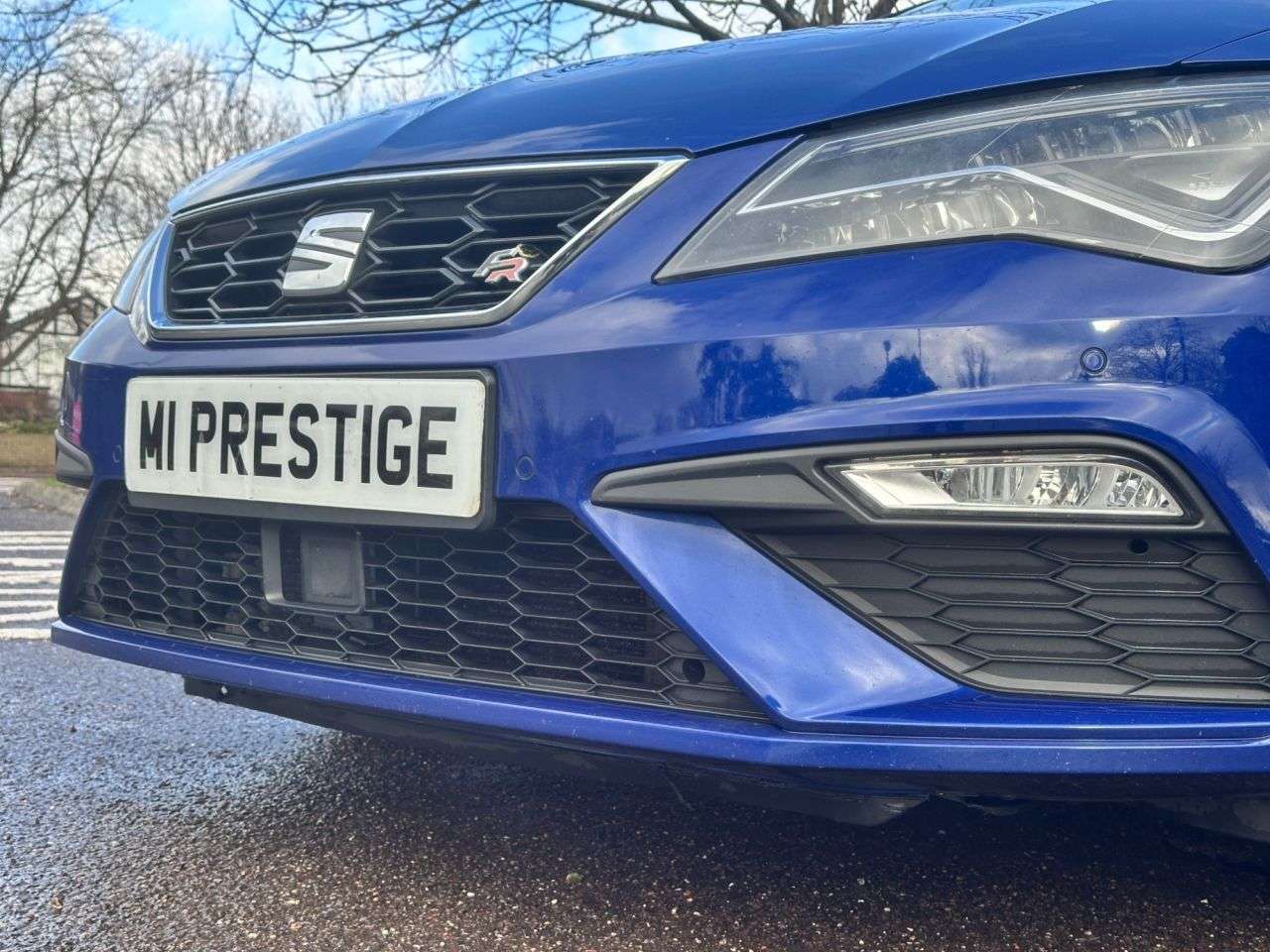 A 2019 SEAT LEON 2.0 TSI FR Hatchback 5dr Petrol DSG Euro 6 (s/s) (190 ps) C/CONTROL-SATNAV- A 2019 SEAT LEON 2.0 TSI FR Hatchback 5dr Petrol DSG Euro 6 (s/s) (190 ps) C/CONTROL-SATNAV-