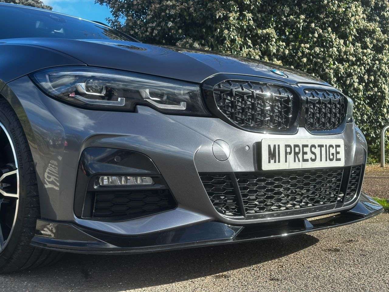 A 2021 BMW 3 SERIES 2.0 320i M Sport Touring 5dr Petrol Auto Euro 6 (s/s) (184 ps) REVCAM-CAR P A 2021 BMW 3 SERIES 2.0 320i M Sport Touring 5dr Petrol Auto Euro 6 (s/s) (184 ps) REVCAM-CAR P