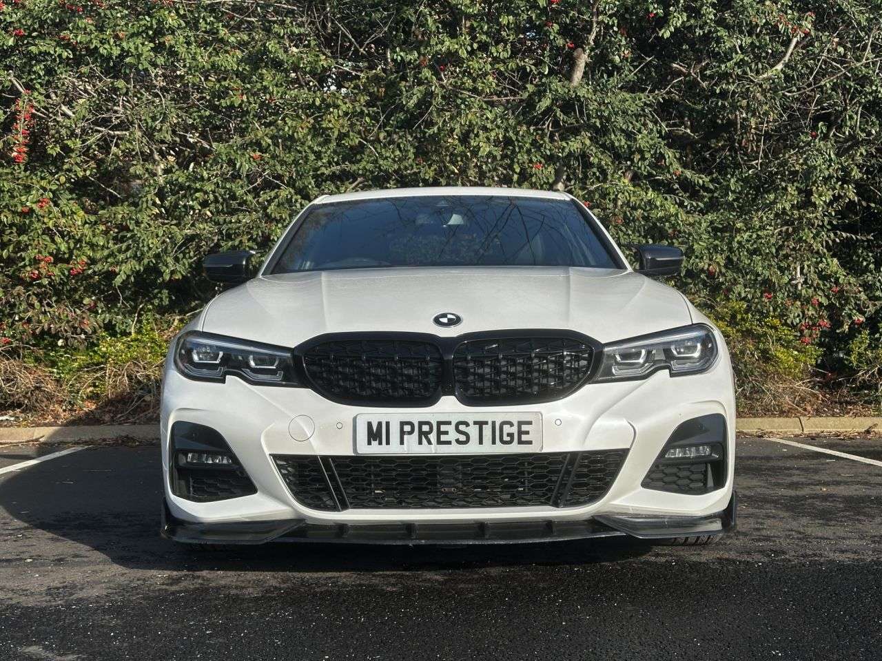 A 2020 BMW 3 SERIES 2.0 320i M Sport Saloon 4dr Petrol Auto Euro 6 (s/s) (184 ps) TECH PACK-HK- A 2020 BMW 3 SERIES 2.0 320i M Sport Saloon 4dr Petrol Auto Euro 6 (s/s) (184 ps) TECH PACK-HK-