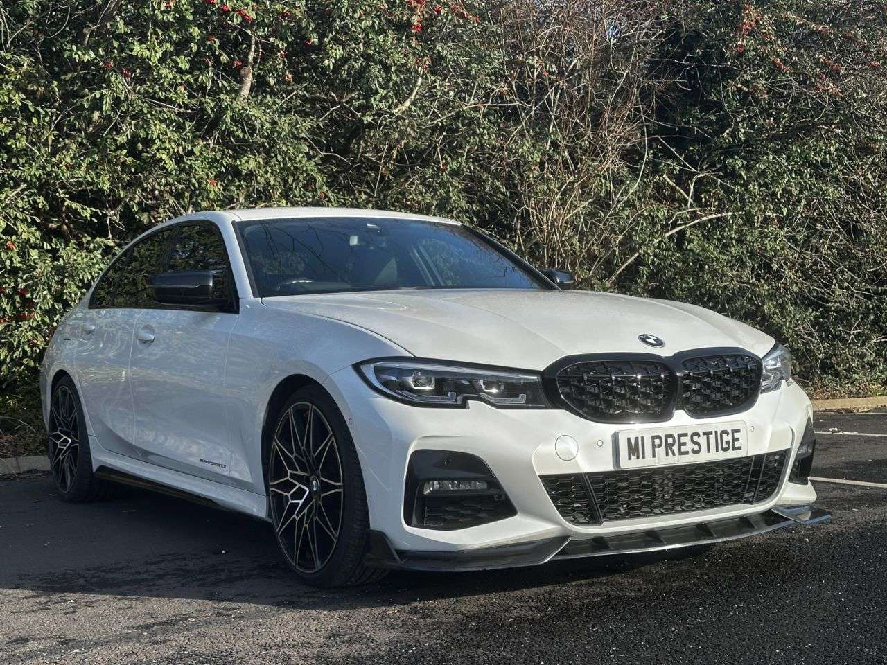 A 2020 BMW 3 SERIES 2.0 320i M Sport Saloon 4dr Petrol Auto Euro 6 (s/s) (184 ps) TECH PACK-HK- A 2020 BMW 3 SERIES 2.0 320i M Sport Saloon 4dr Petrol Auto Euro 6 (s/s) (184 ps) TECH PACK-HK-