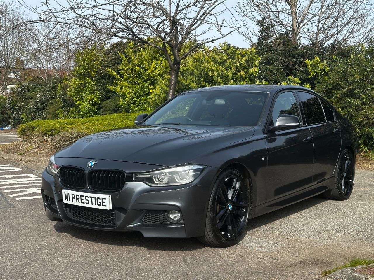 A 2018 BMW 3 SERIES 2.0 330i M Sport Shadow Edition Saloon 4dr Petrol Auto Euro 6 (s/s) (252 ps A 2018 BMW 3 SERIES 2.0 330i M Sport Shadow Edition Saloon 4dr Petrol Auto Euro 6 (s/s) (252 ps