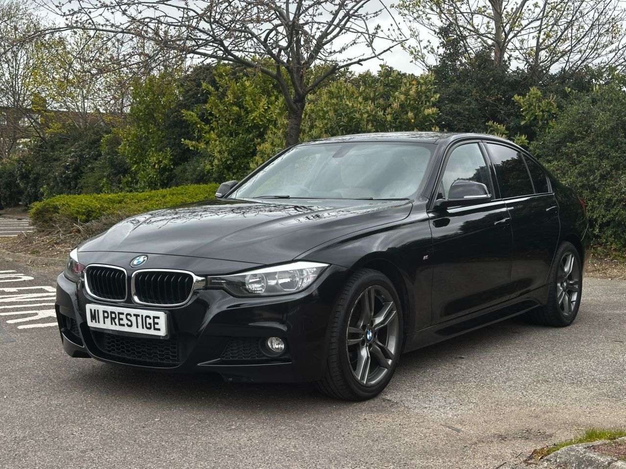 A 2013 BMW 3 SERIES 2.0 320i M Sport Saloon 4dr Petrol Automatic Euro 6 (s/s) (184 ps) M SPORT- A 2013 BMW 3 SERIES 2.0 320i M Sport Saloon 4dr Petrol Automatic Euro 6 (s/s) (184 ps) M SPORT-