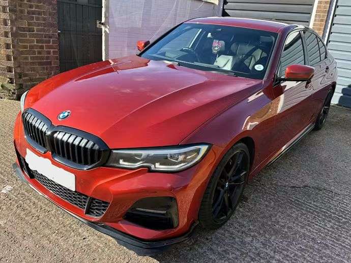 A 2019 BMW 3 SERIES 2.0 320i M Sport Saloon 4dr Petrol Auto Euro 6 (s/s) (184 ps) HUD-H/KARDON- A 2019 BMW 3 SERIES 2.0 320i M Sport Saloon 4dr Petrol Auto Euro 6 (s/s) (184 ps) HUD-H/KARDON-