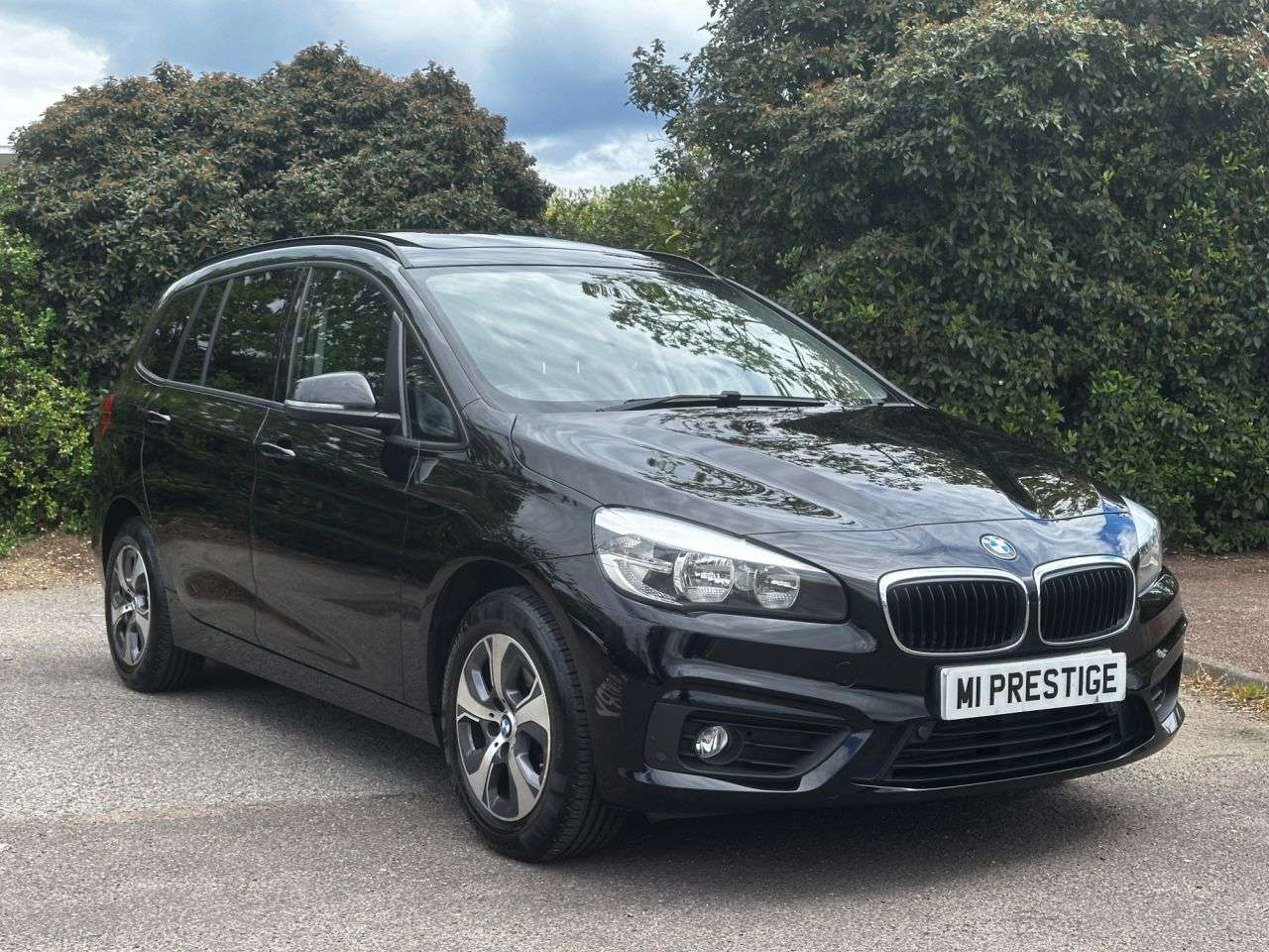A 2017 BMW 2 SERIES GRAN TOURER 1.5 218i SE MPV 5dr Petrol Auto Euro 6 (s/s) (136 ps) LEATHER HEATED SEATS- A 2017 BMW 2 SERIES GRAN TOURER 1.5 218i SE MPV 5dr Petrol Auto Euro 6 (s/s) (136 ps) LEATHER HEATED SEATS-