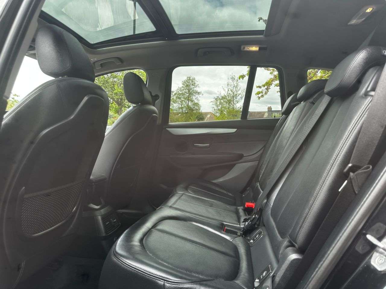 2017 BMW 2 SERIES GRAN TOURER 2017 BMW 2 SERIES GRAN TOURER