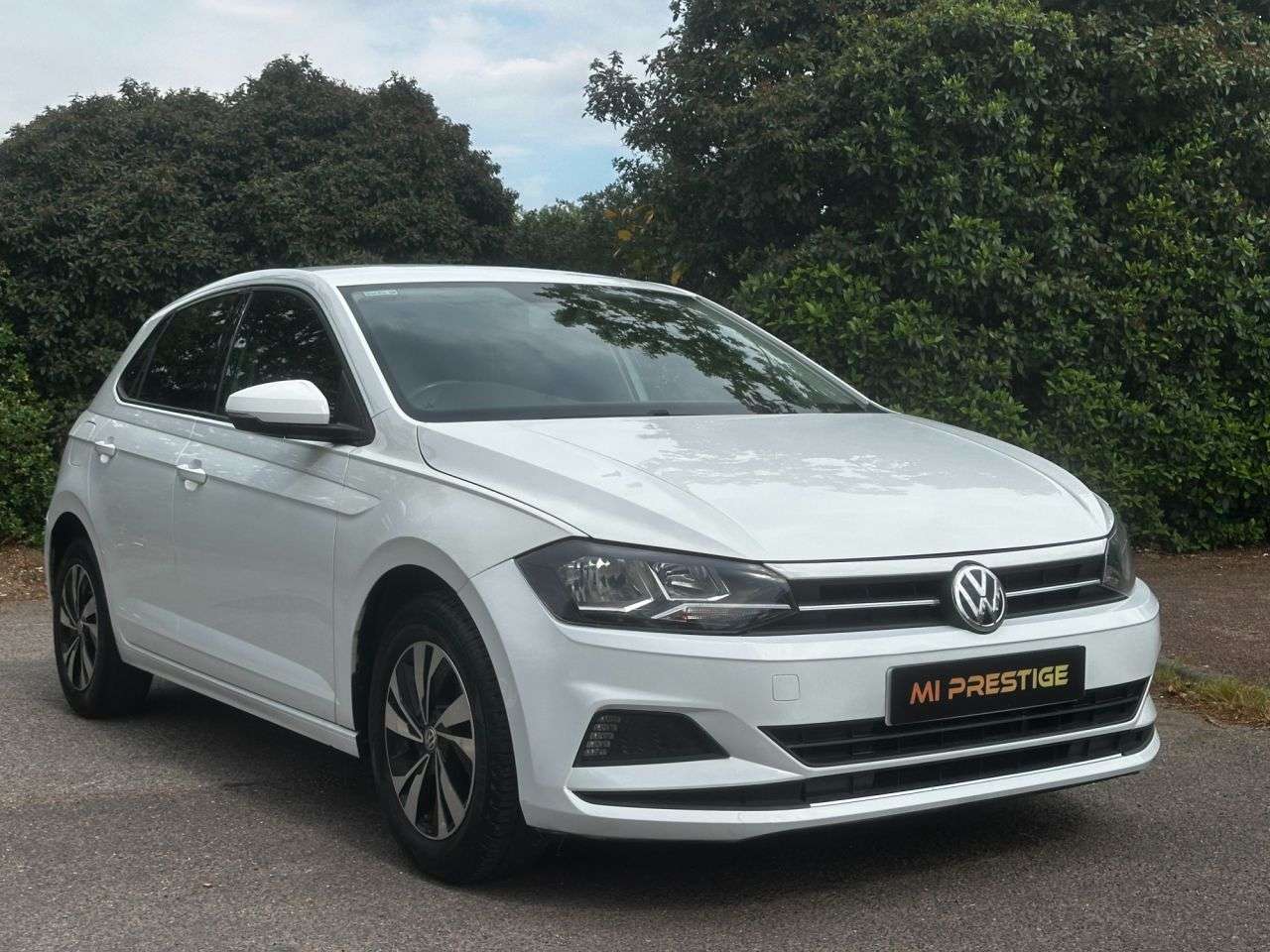 A 2018 VOLKSWAGEN POLO 1.0 SE Hatchback 5dr Petrol Manual Euro 6 (s/s) (65 ps) ESB-ISOFIX-SASSARI A 2018 VOLKSWAGEN POLO 1.0 SE Hatchback 5dr Petrol Manual Euro 6 (s/s) (65 ps) ESB-ISOFIX-SASSARI