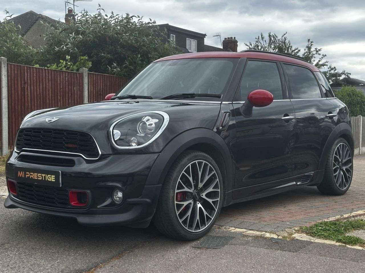 A 2013 MINI COUNTRYMAN 1.6 John Cooper Works SUV 5dr Petrol Auto ALL4 Euro 5 (218 ps) CHILI PK-HEA A 2013 MINI COUNTRYMAN 1.6 John Cooper Works SUV 5dr Petrol Auto ALL4 Euro 5 (218 ps) CHILI PK-HEA