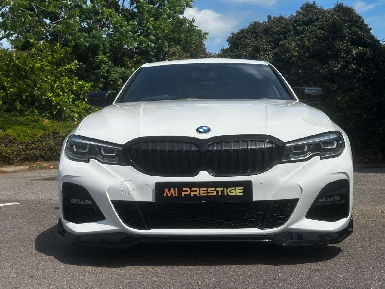A 2020 BMW 3 SERIES 2.0 330i M Sport Saloon 4dr Petrol Auto Euro 6 (s/s) (258 ps) M SPORT PLUS A 2020 BMW 3 SERIES 2.0 330i M Sport Saloon 4dr Petrol Auto Euro 6 (s/s) (258 ps) M SPORT PLUS