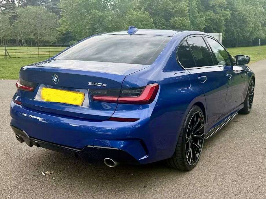 A 2021 BMW 3 SERIES 2.0 330e 12kWh M Sport Saloon 4dr Petrol Plug-in Hybrid Auto Euro 6 (s/s) ( A 2021 BMW 3 SERIES 2.0 330e 12kWh M Sport Saloon 4dr Petrol Plug-in Hybrid Auto Euro 6 (s/s) (