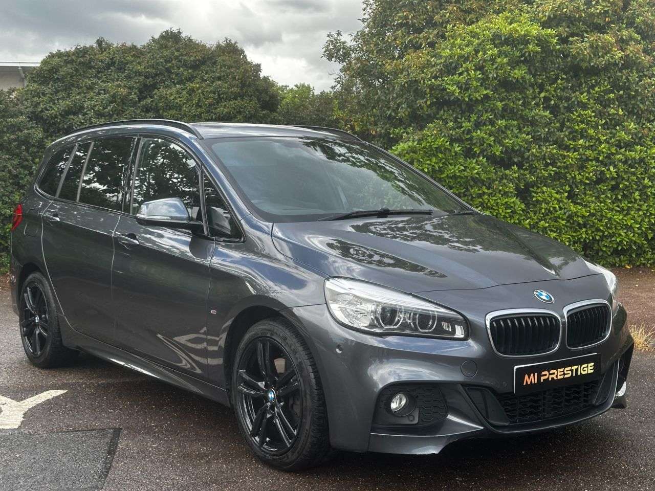 A 2017 BMW 2 SERIES GRAN TOURER 1.5 218i M Sport MPV 5dr Petrol Auto Euro 6 (s/s) (136 ps) HEATED SEAT - 7 A 2017 BMW 2 SERIES GRAN TOURER 1.5 218i M Sport MPV 5dr Petrol Auto Euro 6 (s/s) (136 ps) HEATED SEAT - 7