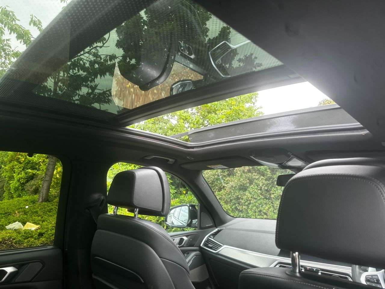 A 2019 BMW X5 3.0 30d M Sport SUV 5dr Diesel Auto xDrive Euro 6 (s/s) (265 ps) ONE OWNER A 2019 BMW X5 3.0 30d M Sport SUV 5dr Diesel Auto xDrive Euro 6 (s/s) (265 ps) ONE OWNER