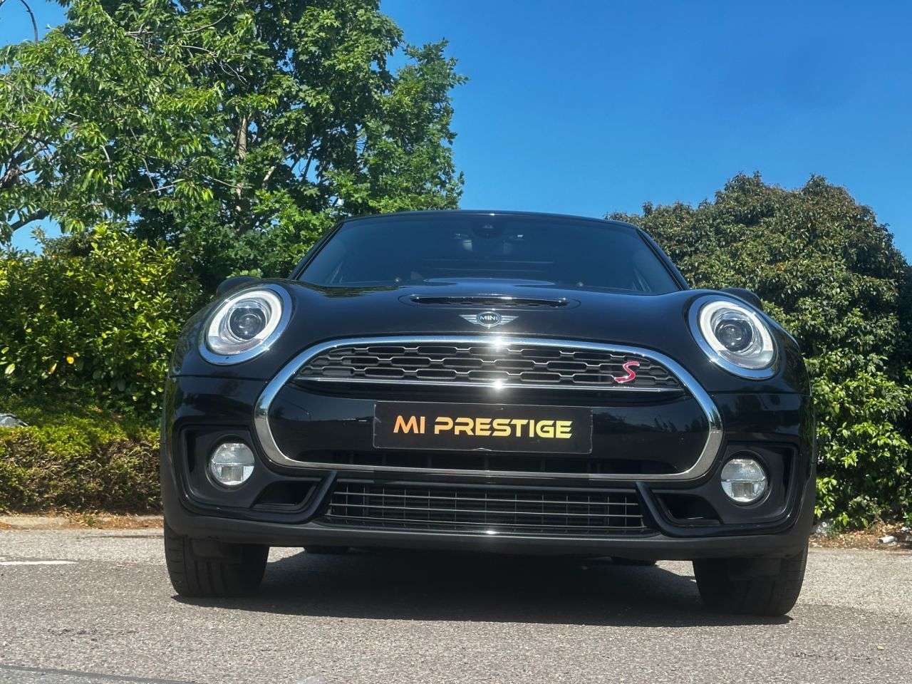 2017 MINI CLUBMAN 2017 MINI CLUBMAN
