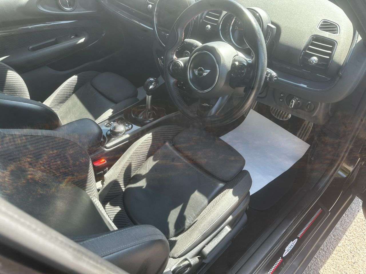 2017 MINI CLUBMAN 2017 MINI CLUBMAN