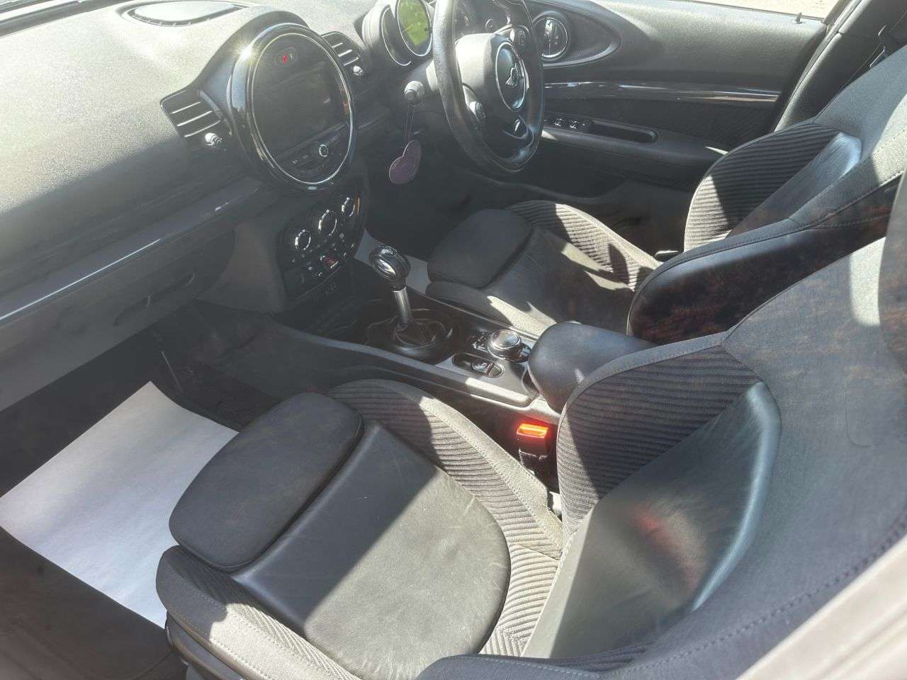 2017 MINI CLUBMAN 2017 MINI CLUBMAN